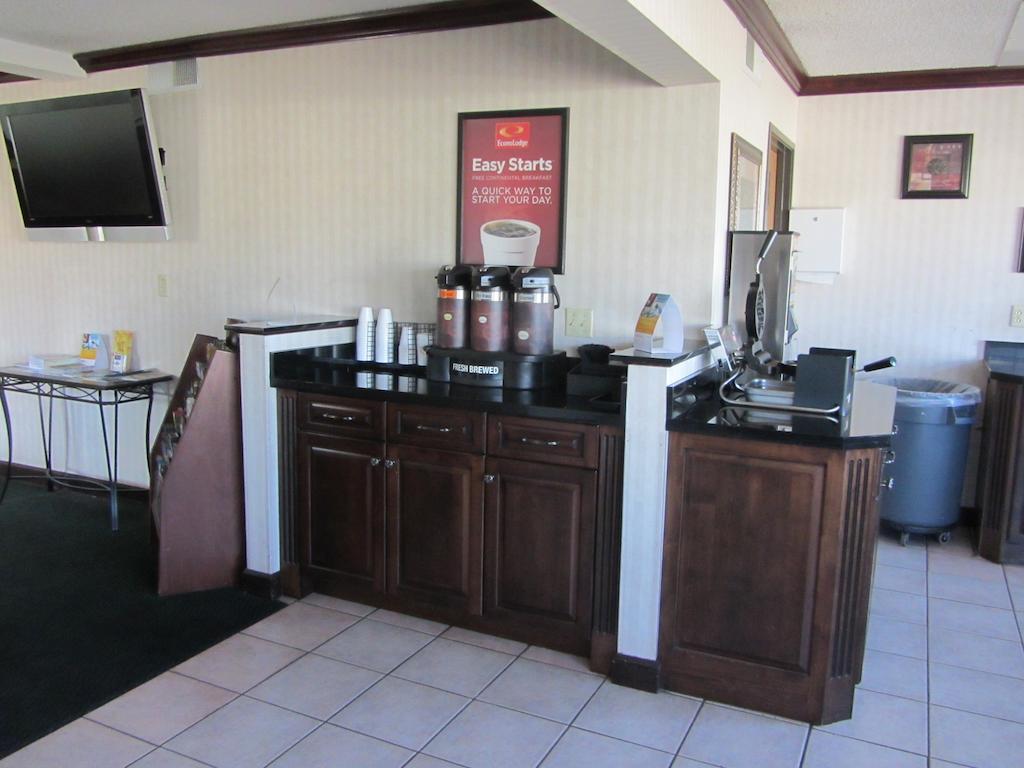 Econo Lodge Inn & Suites El Paso Buitenkant foto