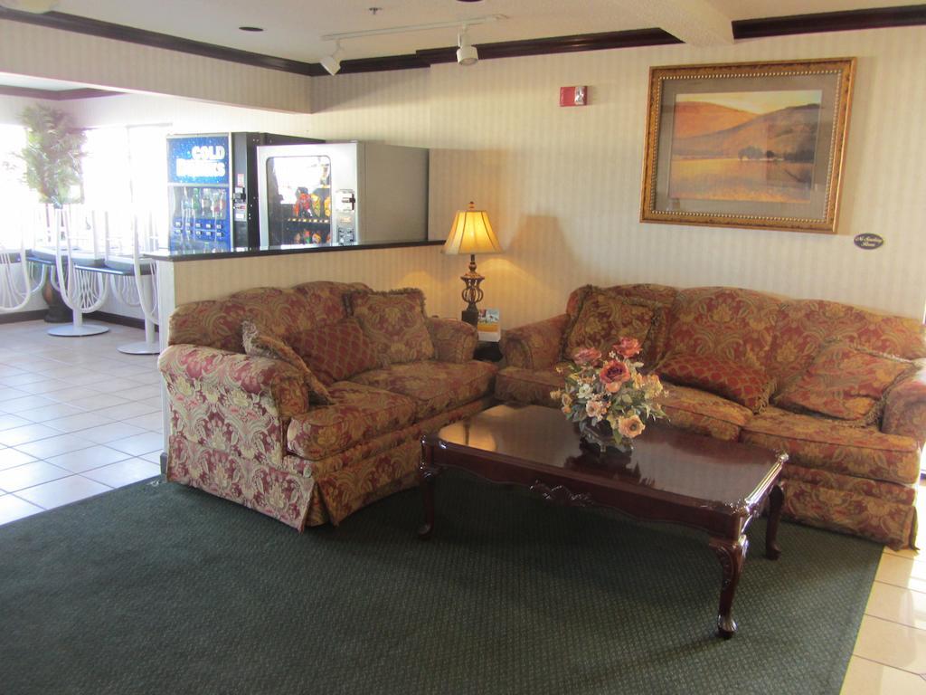 Econo Lodge Inn & Suites El Paso Buitenkant foto